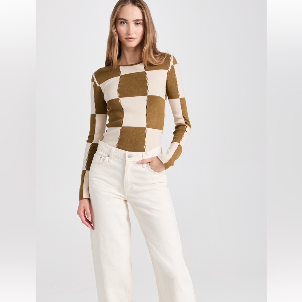 MOON RIVER CHECKERBOARD SWEATER TOP IN OLIVE size XS 

NWT!!!